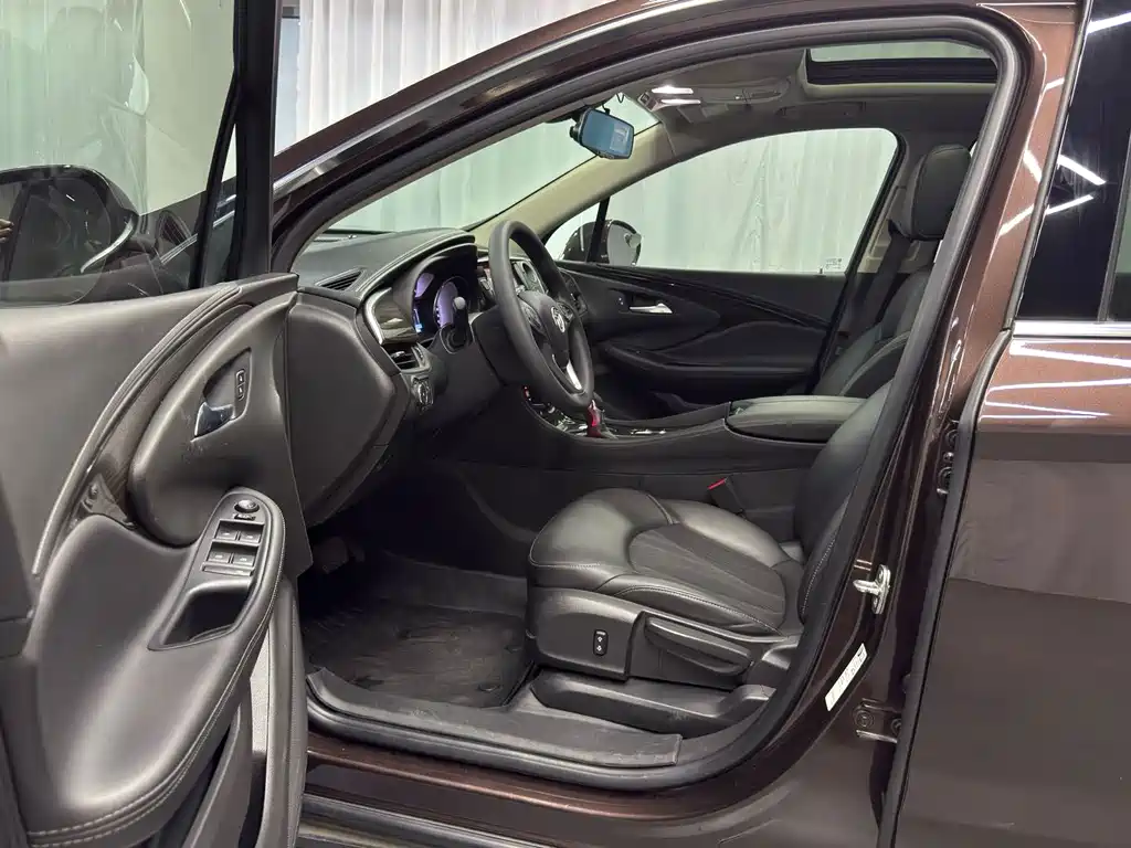 Buick Envision Plus — миниатюра 13