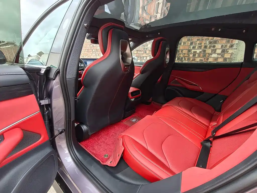 XIAOMI CAR XIAOMI SU7