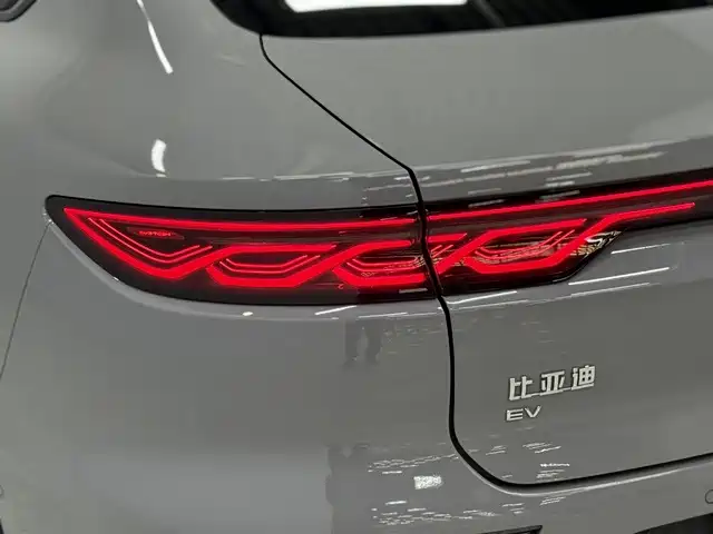 BYD Han — миниатюра 12