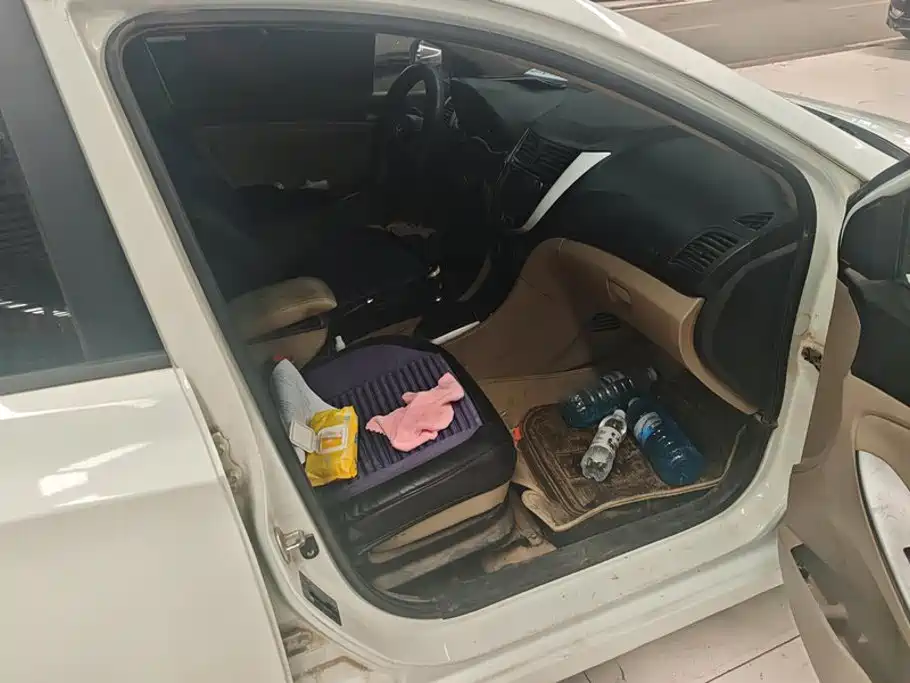 Hyundai Verna — миниатюра 8