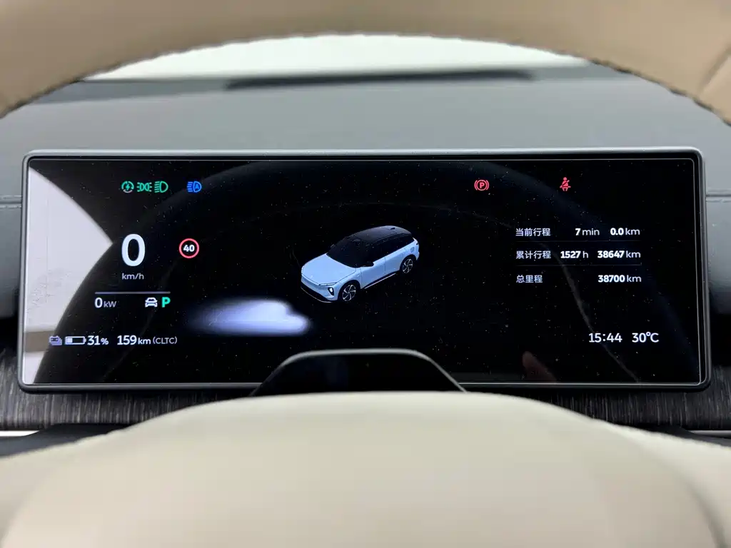 NIO ES6 — миниатюра 17