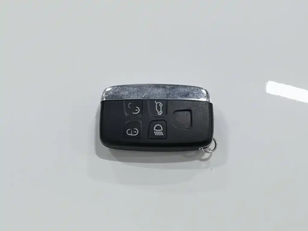 Land Rover Discovery Sport — миниатюра 19