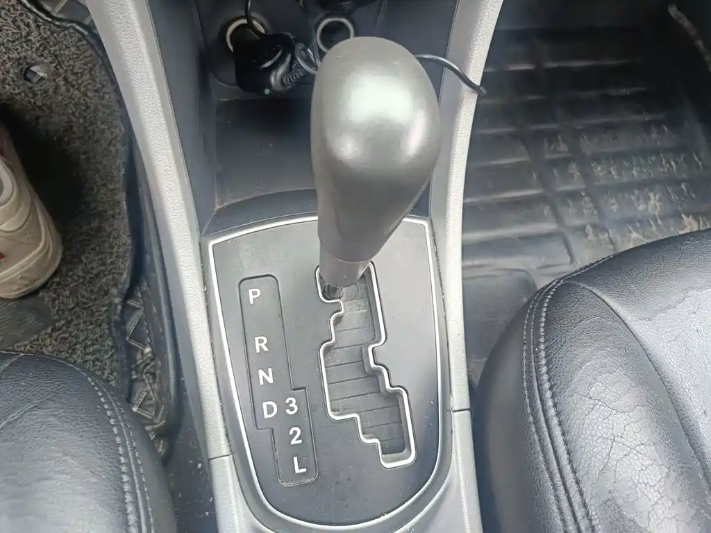 Hyundai Verna — миниатюра 10