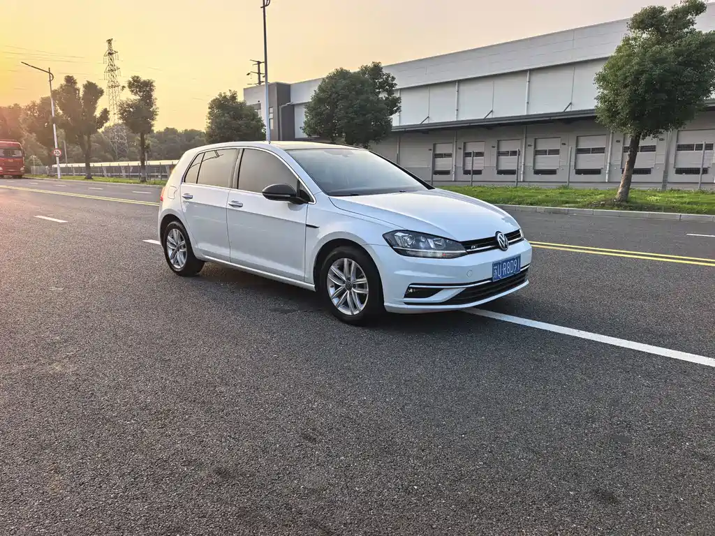Volkswagen Golf — миниатюра 3