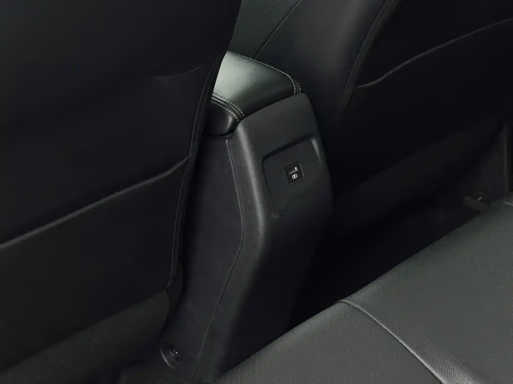 Nissan Kicks — миниатюра 13