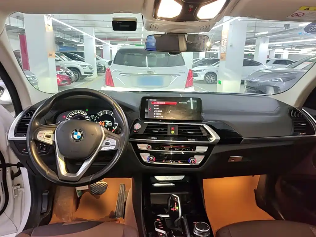 BMW X3 — миниатюра 10