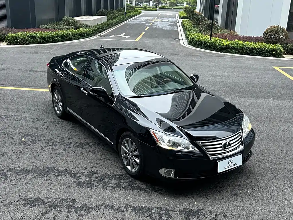 Lexus ES — миниатюра 3