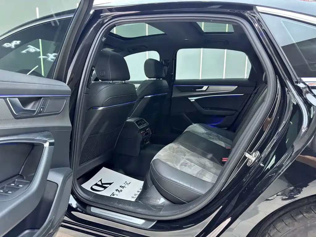 Audi A6L — миниатюра 6