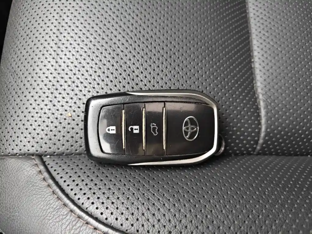 Toyota Highlander — миниатюра 9