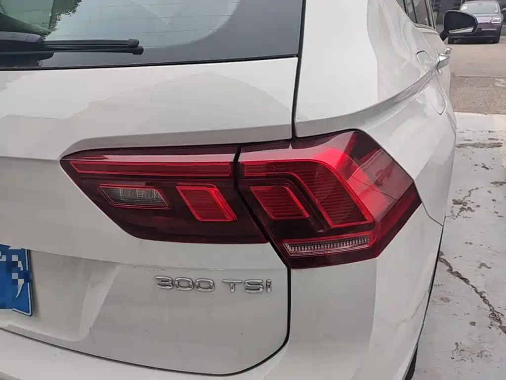 Volkswagen Tiguan L — миниатюра 8