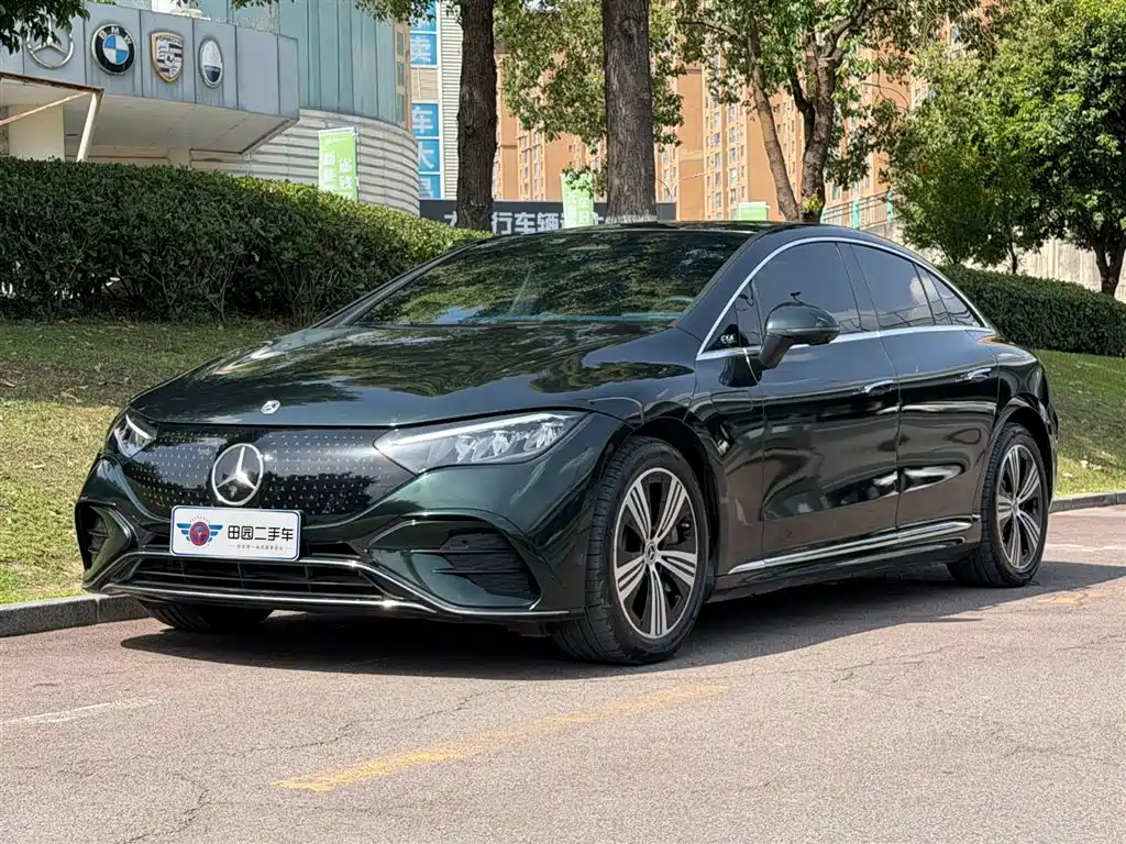 Mercedes-Benz EQE 2025