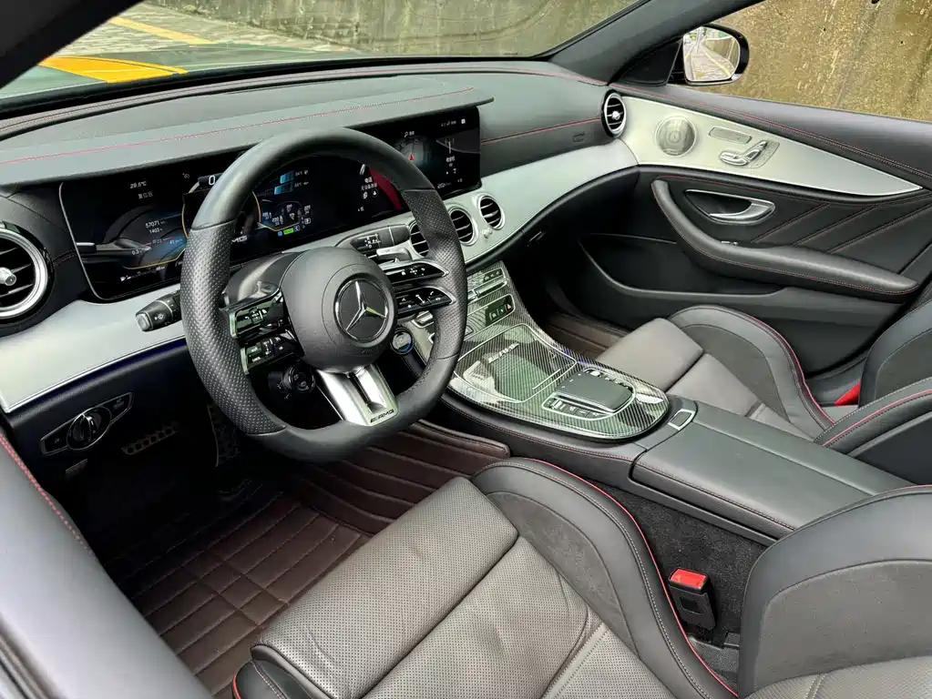 MERCEDES-BENZ E CLASS AMG