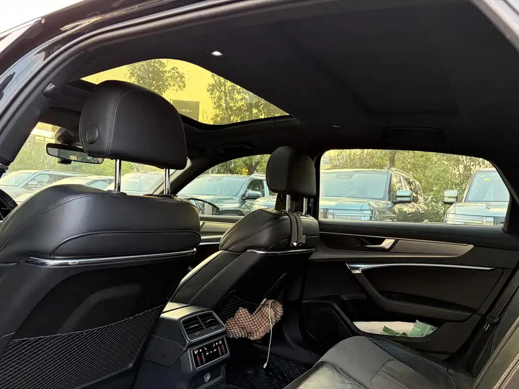 Audi A6L — миниатюра 8