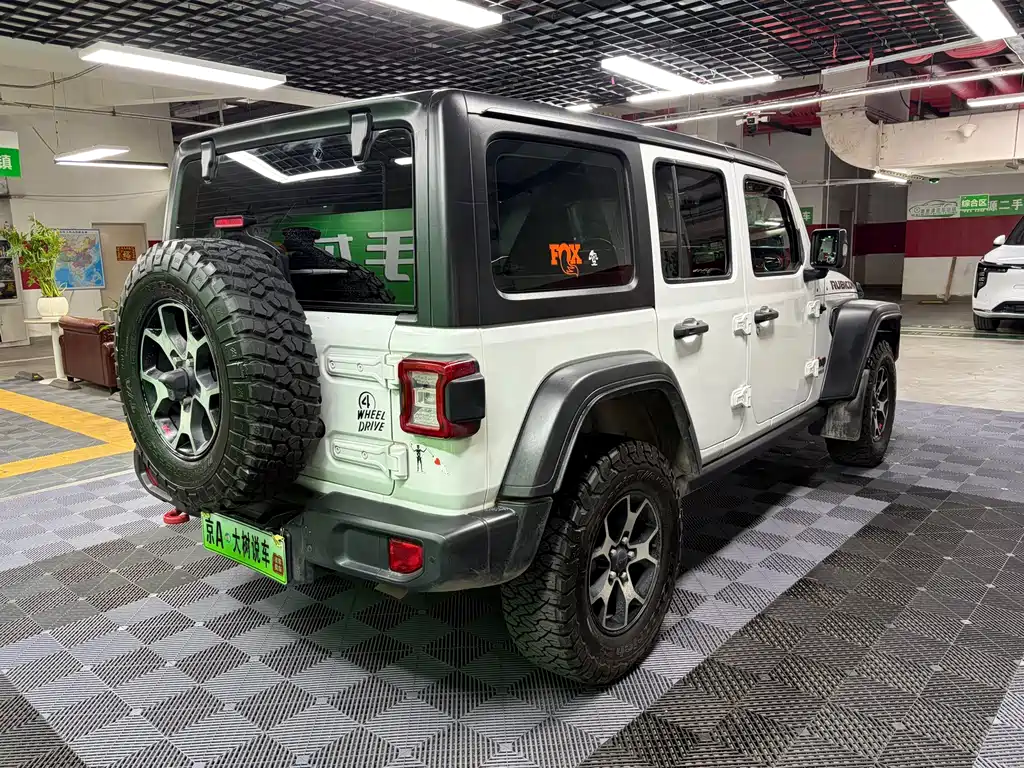 Jeep Wrangler — миниатюра 4