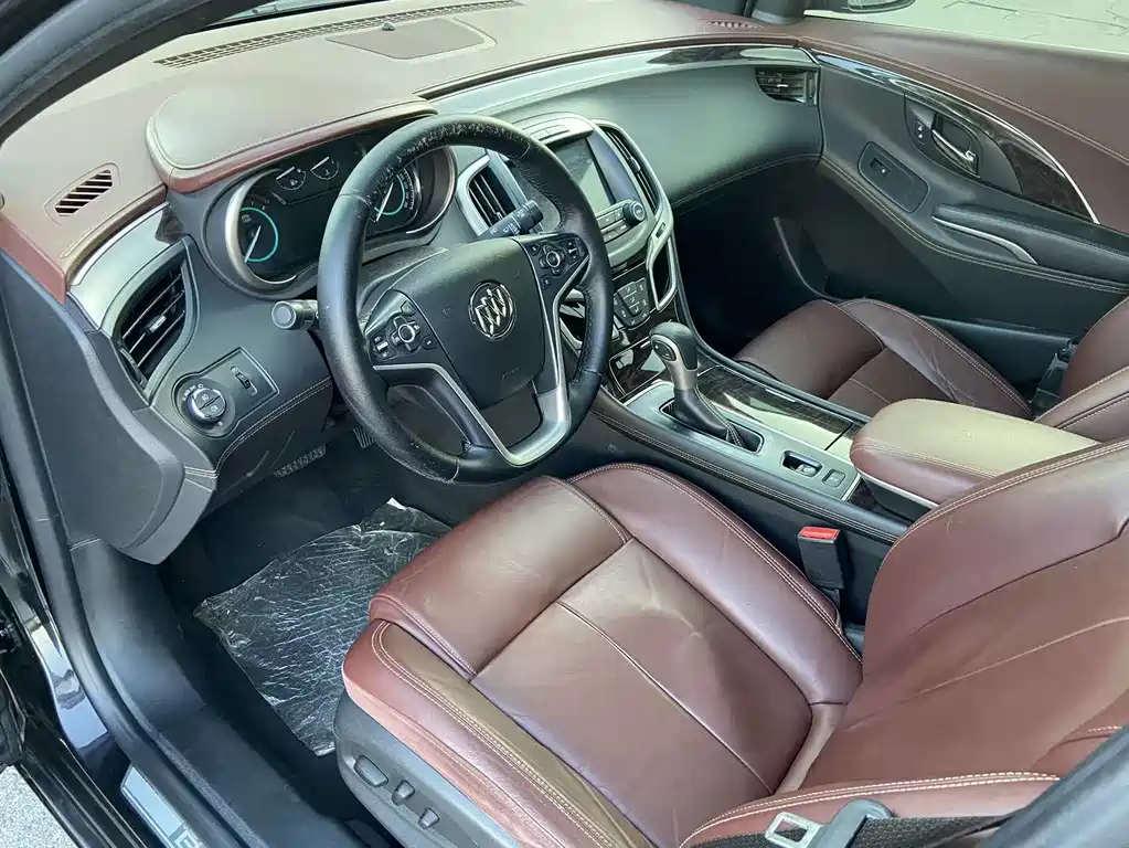 Buick LaCrosse — миниатюра 9