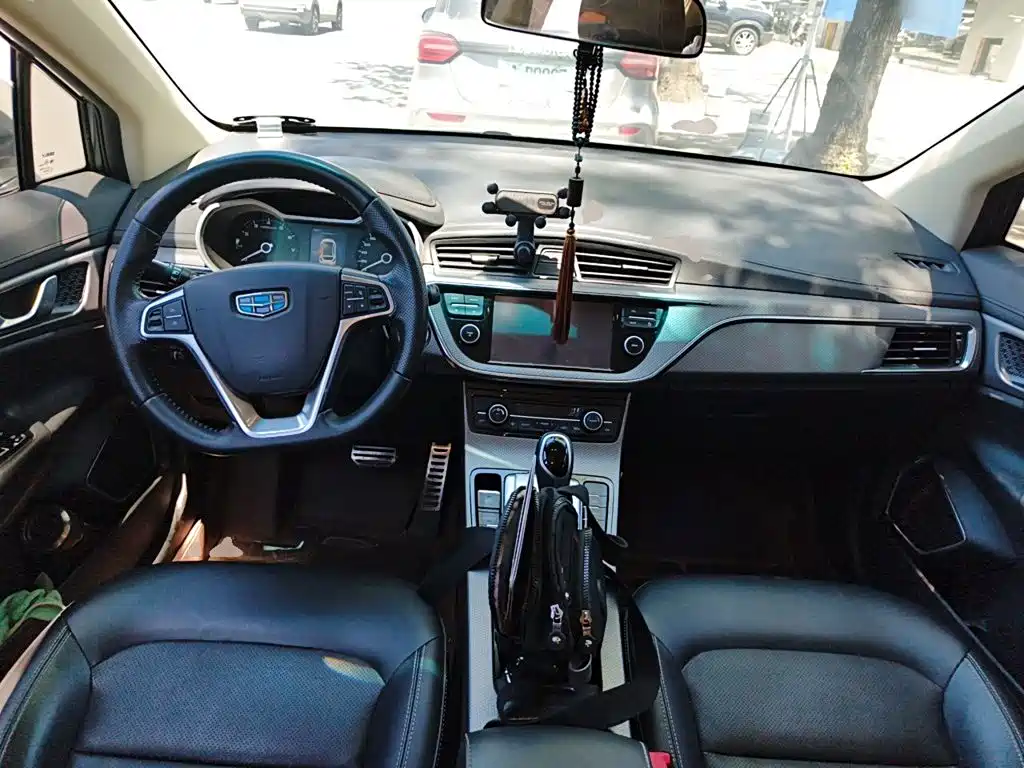 Geely Emgrand GS — миниатюра 5
