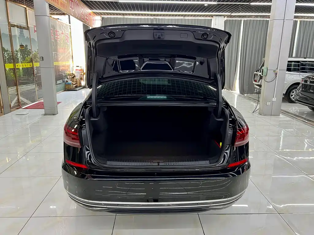 Volkswagen Passat 2024 330TSI Elite