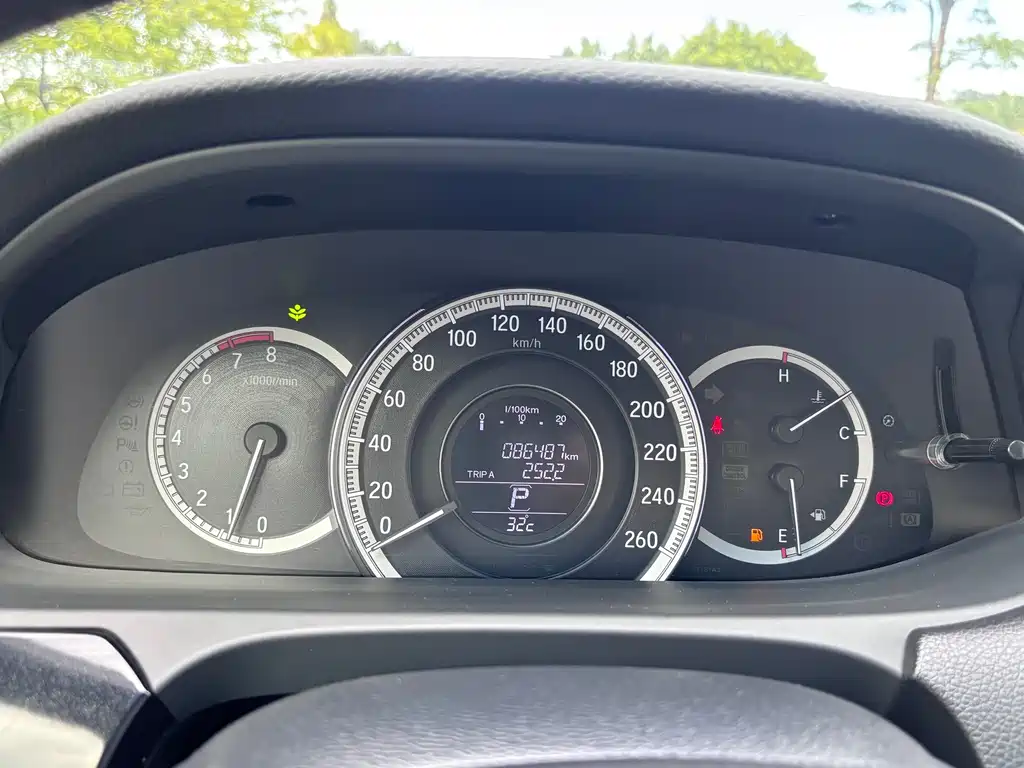 Honda Accord — миниатюра 22