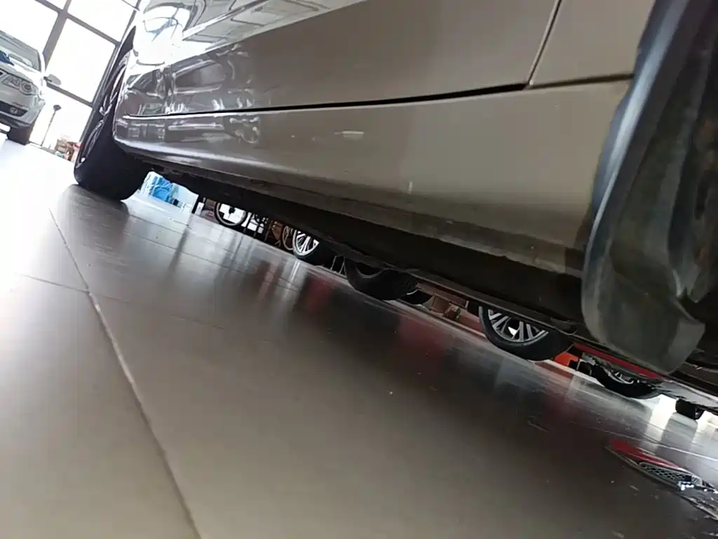 Roewe i5 — миниатюра 21