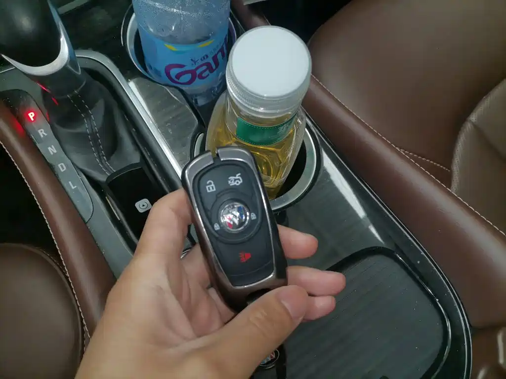 Buick Envision Plus — миниатюра 9