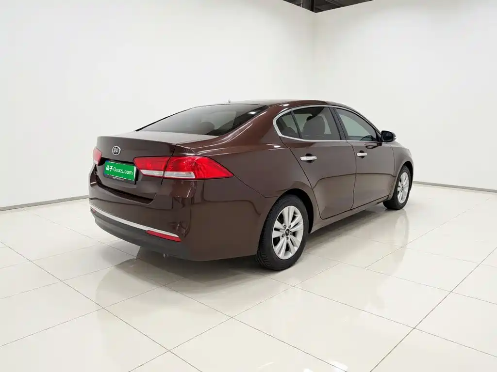 Kia K4 — миниатюра 4