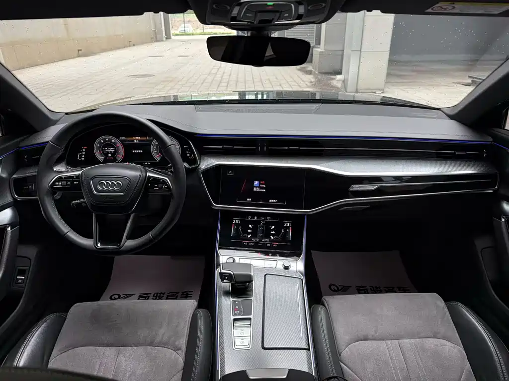 Audi A6L 2023 40 TFSI Luxury