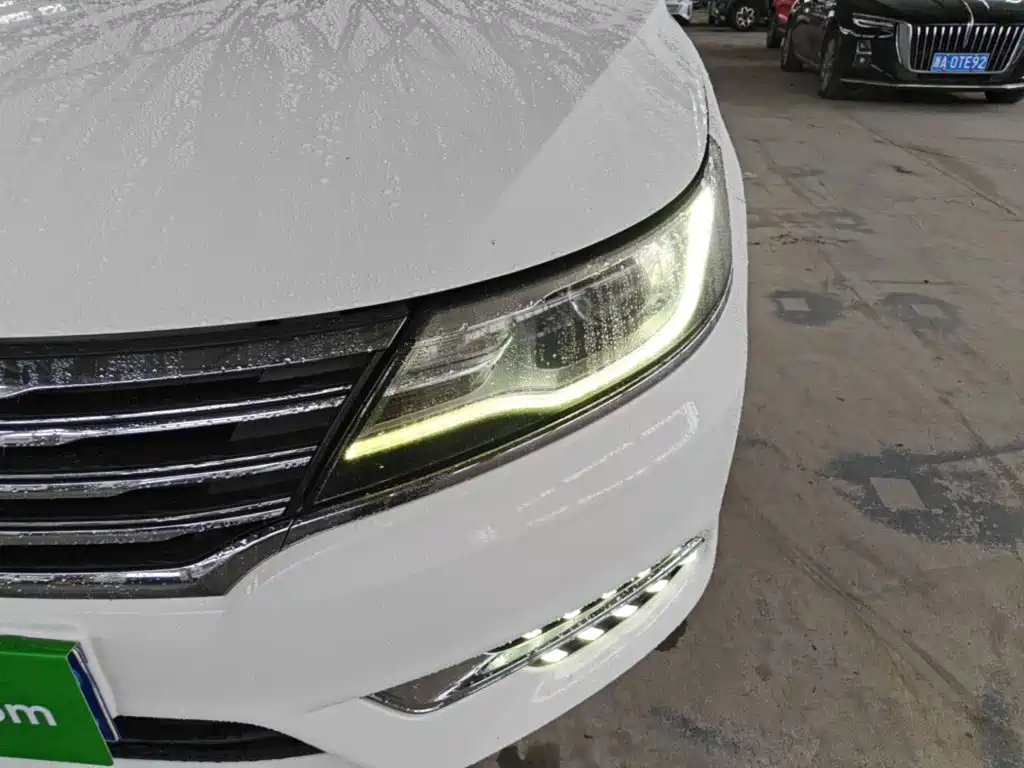 Roewe Roewe i6 Classic — миниатюра 24