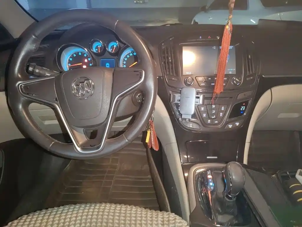 Buick Regal — миниатюра 13