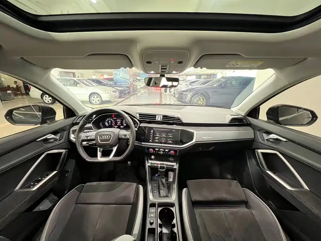 Audi Q3 — миниатюра 6