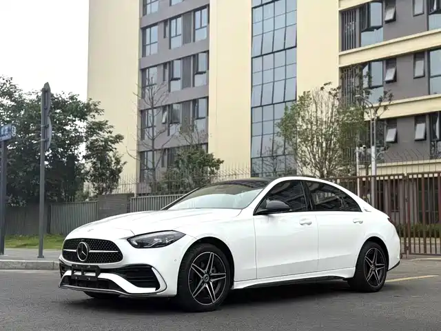 Mercedes-Benz C-Class 2025 C 260 L — фото 1