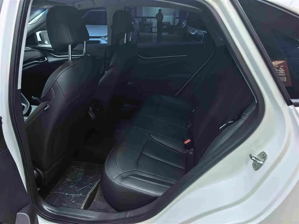Buick Excelle — миниатюра 5
