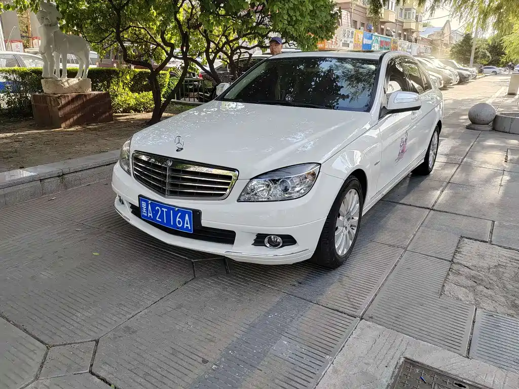 Mercedes-Benz C-Class C 2010 C 200 CGI