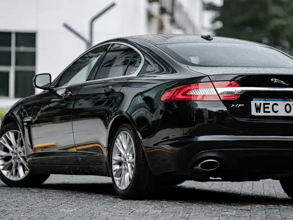 Jaguar XF 2012 XF 3.0L V6