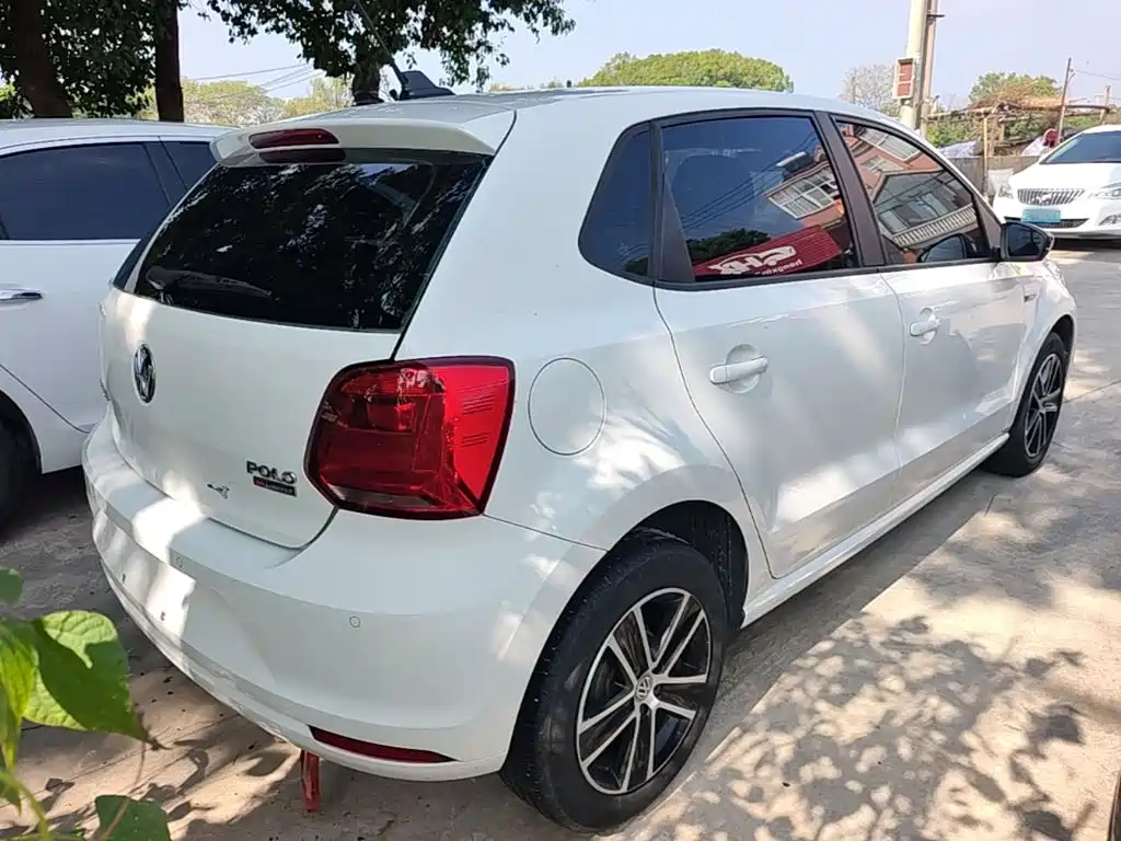 Volkswagen Polo — миниатюра 7
