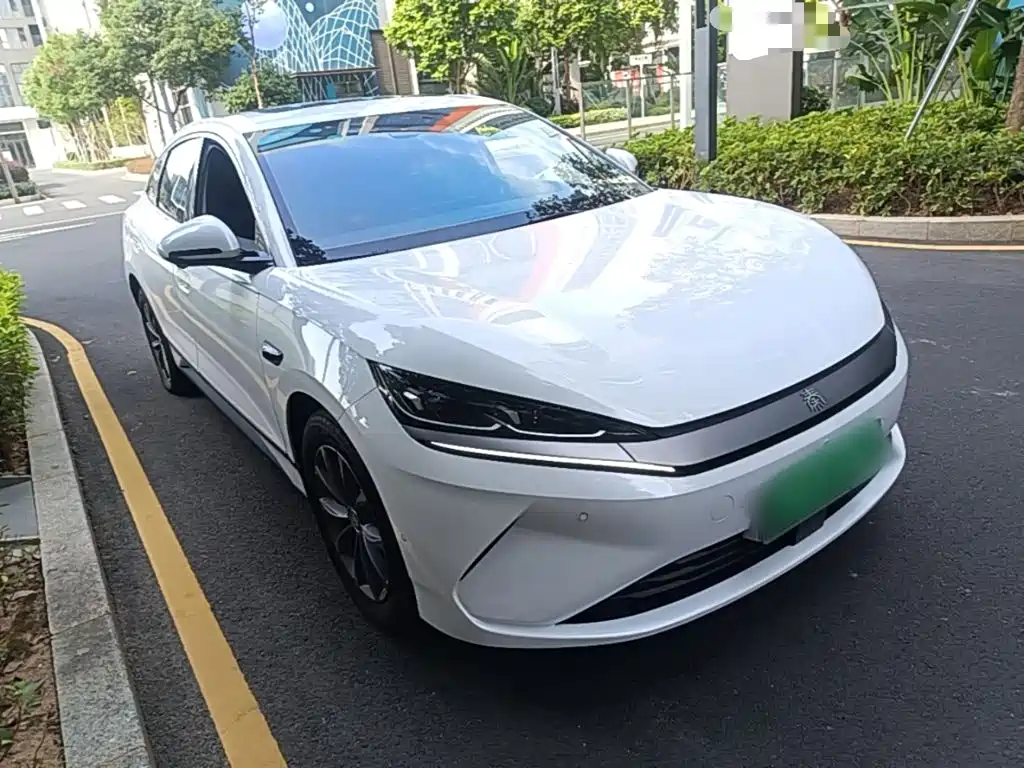BYD Qin L — миниатюра 4