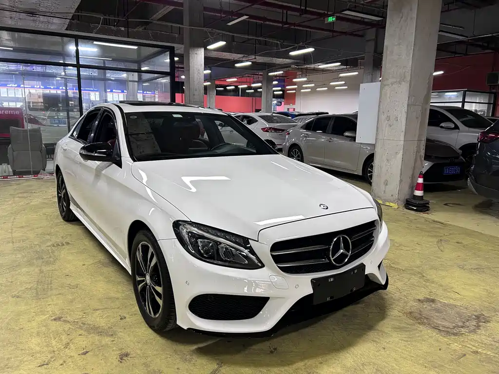 Mercedes-Benz C-Class — миниатюра 3