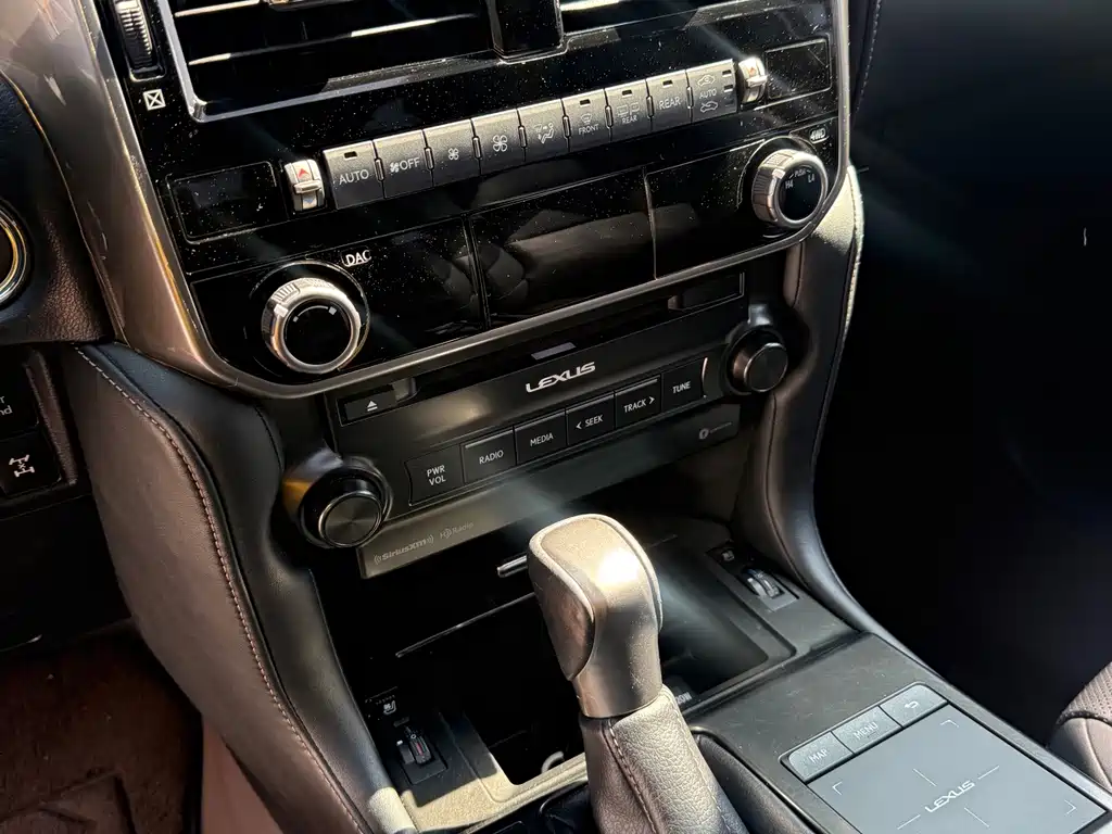 Lexus GX — миниатюра 6