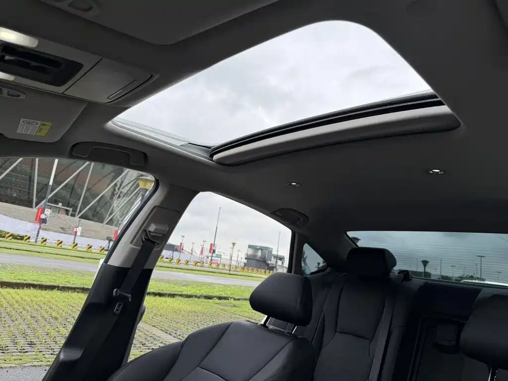 Honda Inspire — миниатюра 22