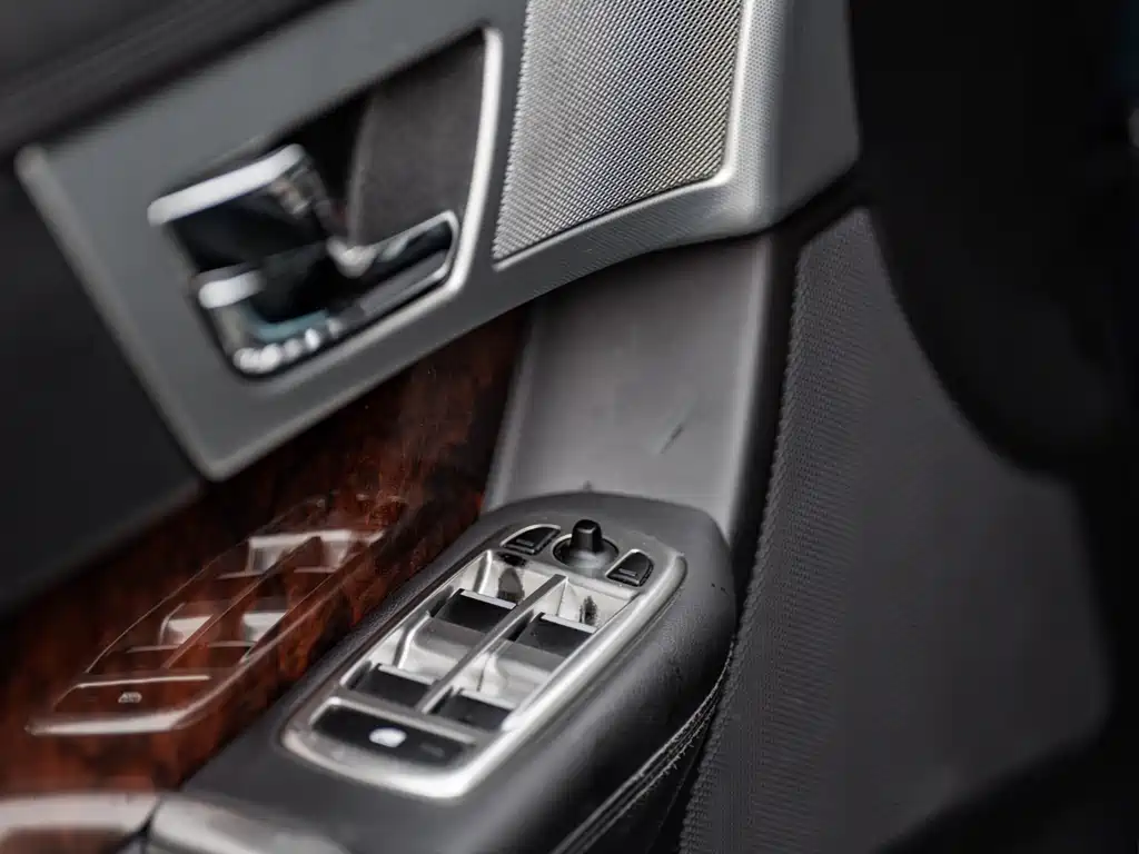 Jaguar XF 2012 XF 3.0L V6