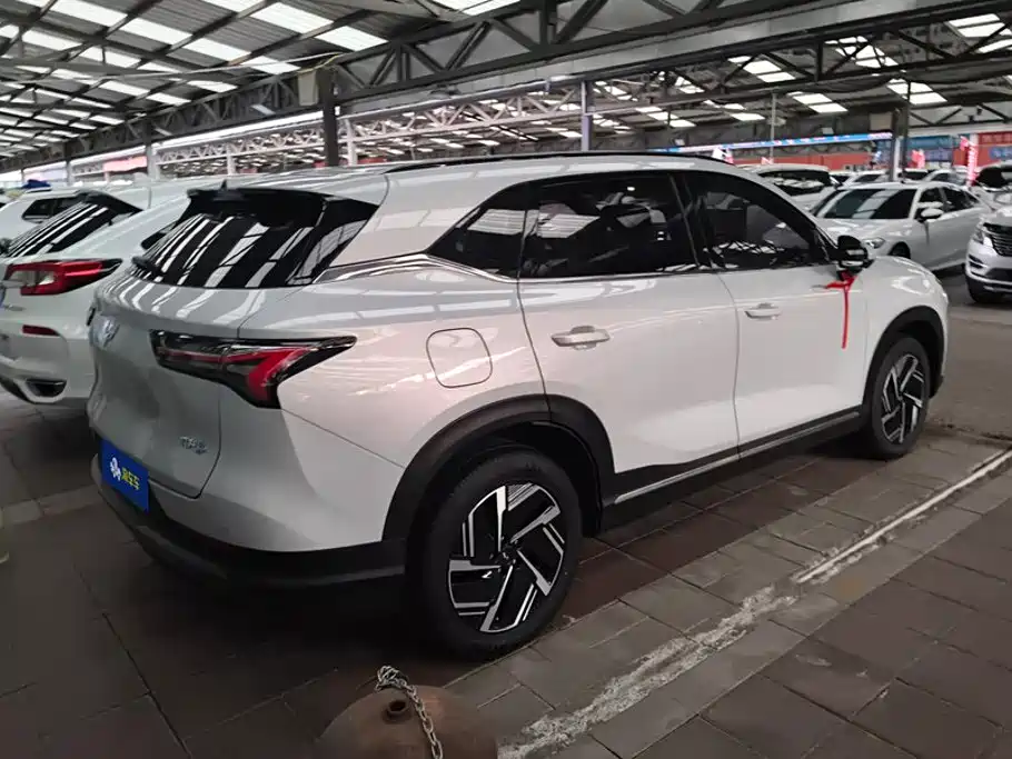 Wuling Xingguang S — миниатюра 3