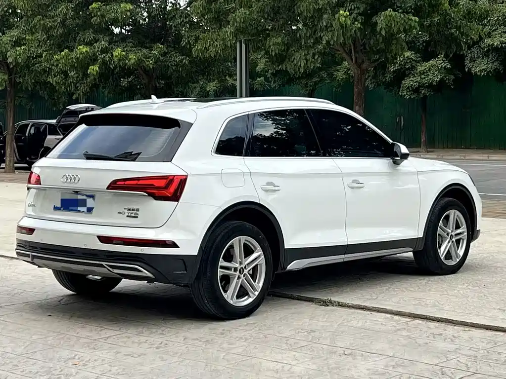 Audi Q5L — миниатюра 9