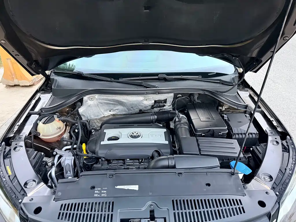 Volkswagen Tiguan — миниатюра 12