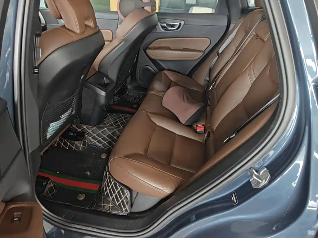 Volvo XC60 — миниатюра 17