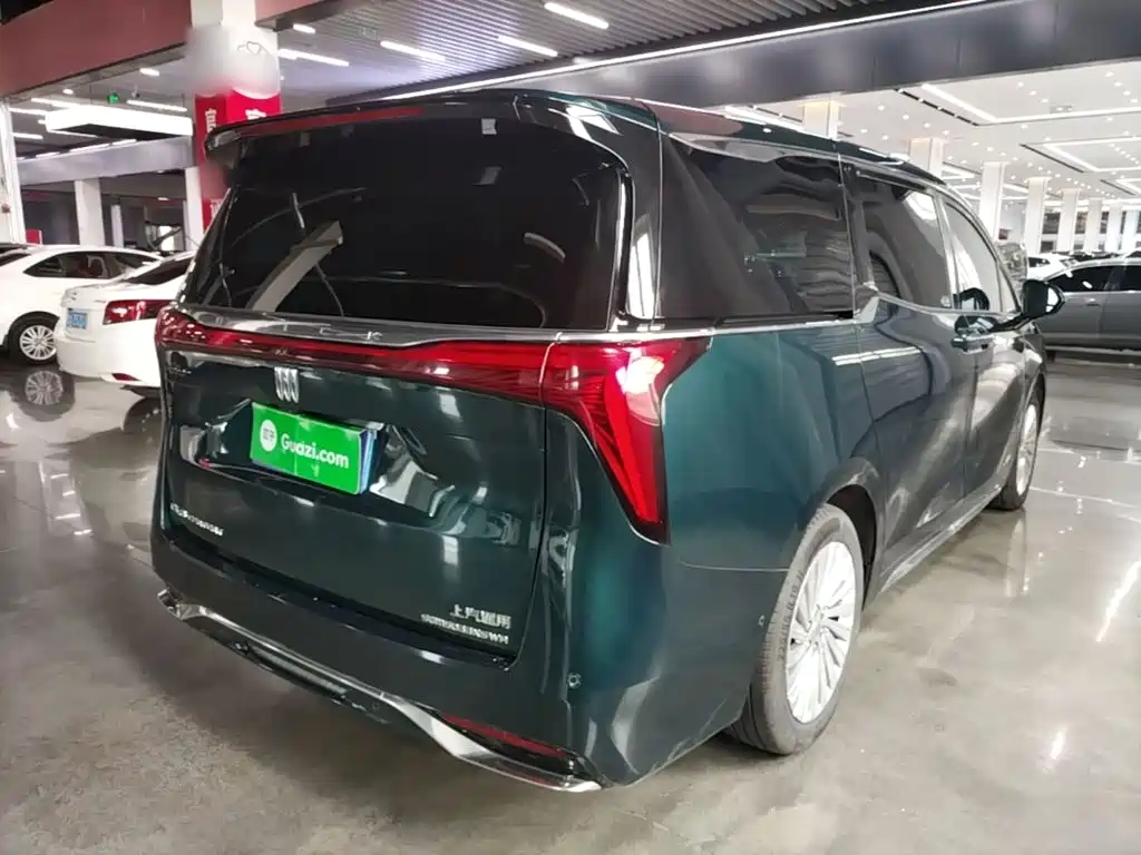 Buick Century 2023 2.0T мест