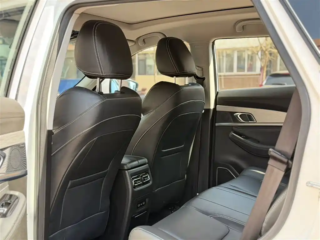 捷途X70 2020款 1.5T 手动悦行版 5座