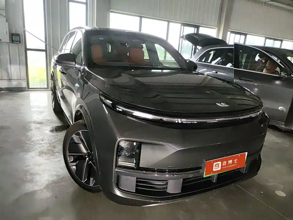 Li Auto L8 2025 Ultra