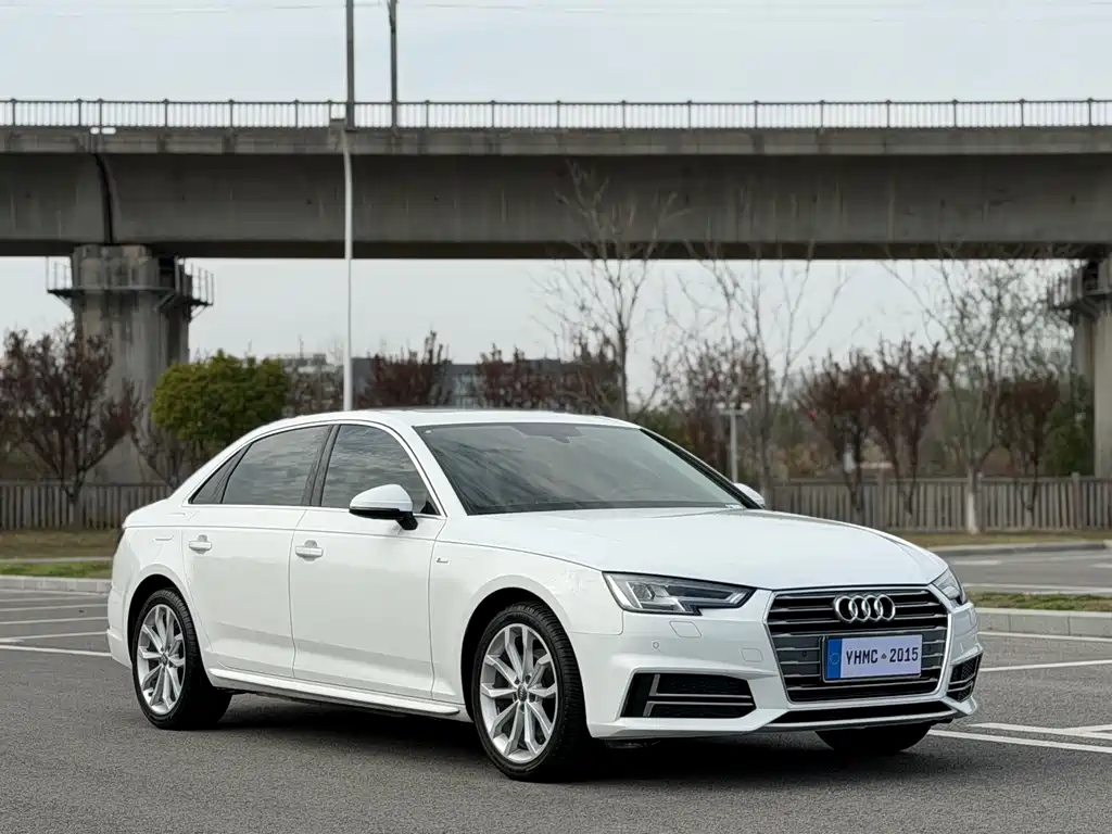 Audi A4L 2017 Plus 40 TFSI Fashion