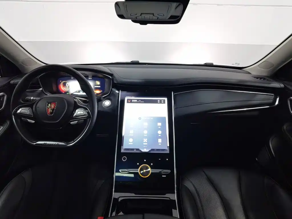 Roewe MARVEL X — миниатюра 5