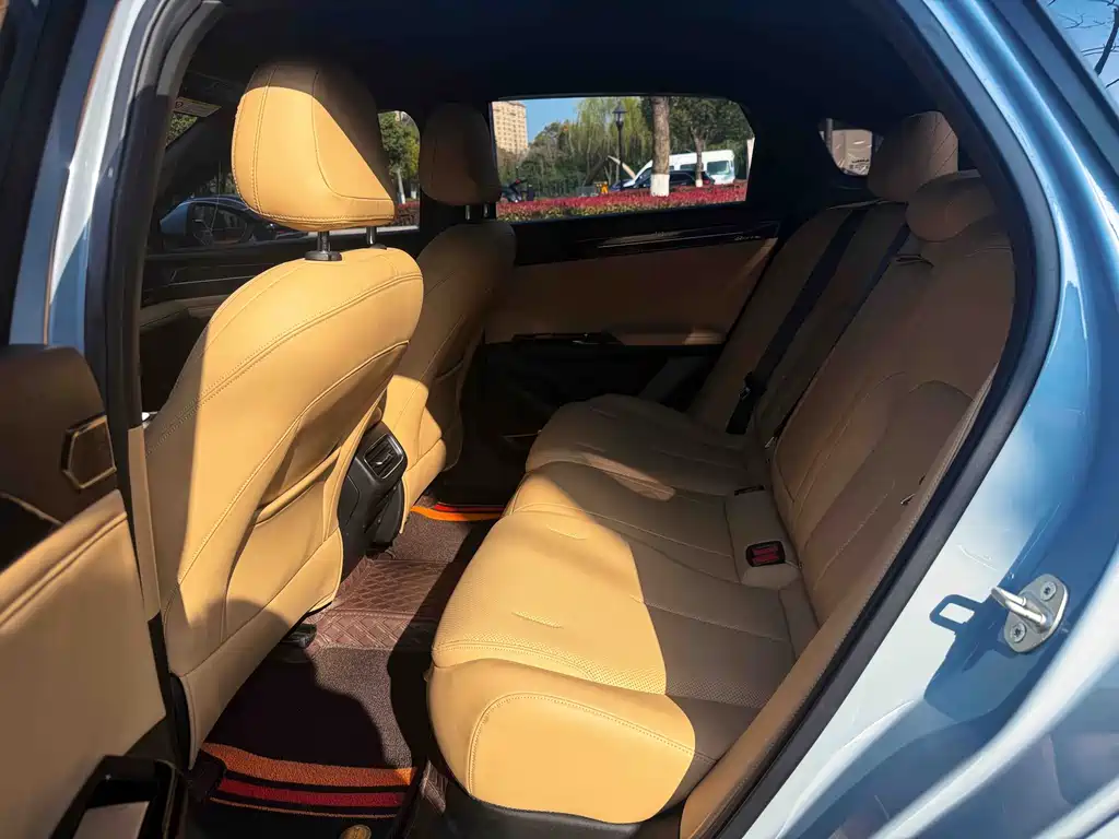 GEELY GALAXY GALAXY L6