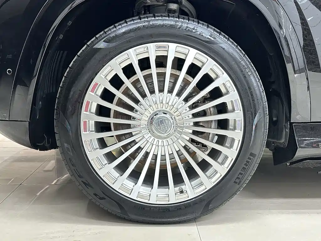 Mercedes-Benz GLS — миниатюра 28